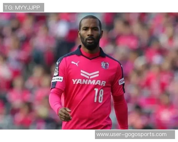 足球专家称瓦尔迪在克雷莫内塞表现出色预计能踢到41岁