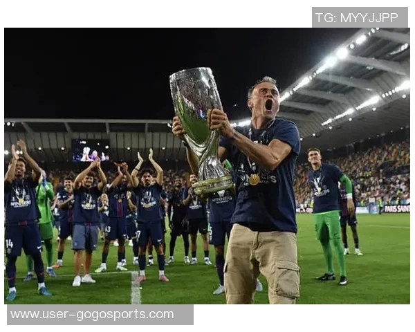 舍瓦利耶依然是巴黎主力门将恩里克始终信任他的表现与能力 舍瓦利耶依然是巴黎主力门将恩里克始终信任他的表现与能力