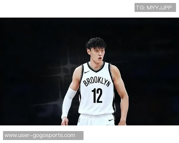 NBA中国赛半场战报托马斯表现出色曾凡博短暂登场贡献防守篮网领先太阳